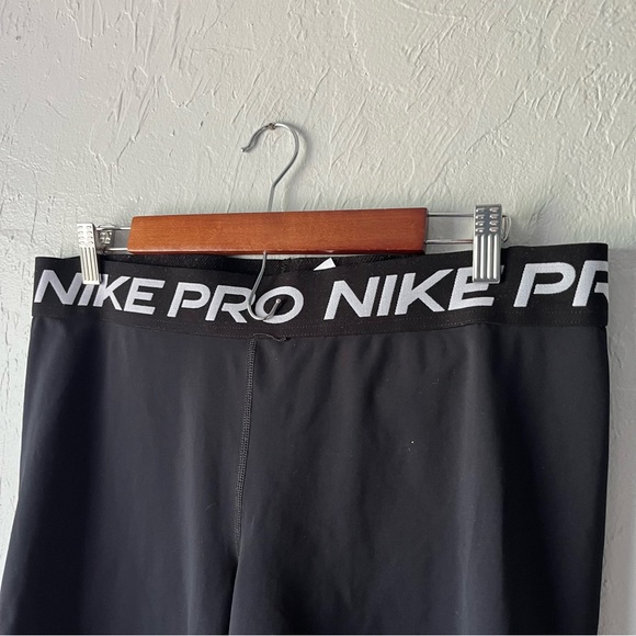Nike Pro Women’s Black Compression Spandex Biker Shorts 2XL - Picture 3 of 6